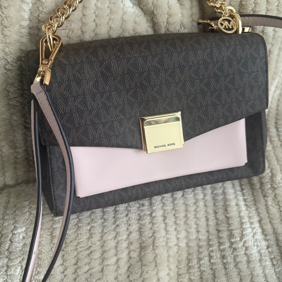 Michael Kors MK Brown and Pink logo bag - Picture 2 of 4